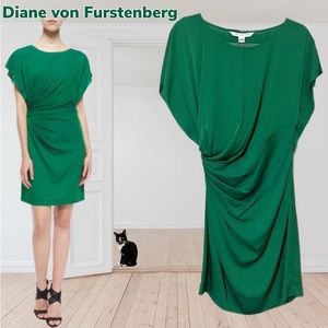 Diane Von Furstenberg Jenna Butterfly Sleeve sheath Dress